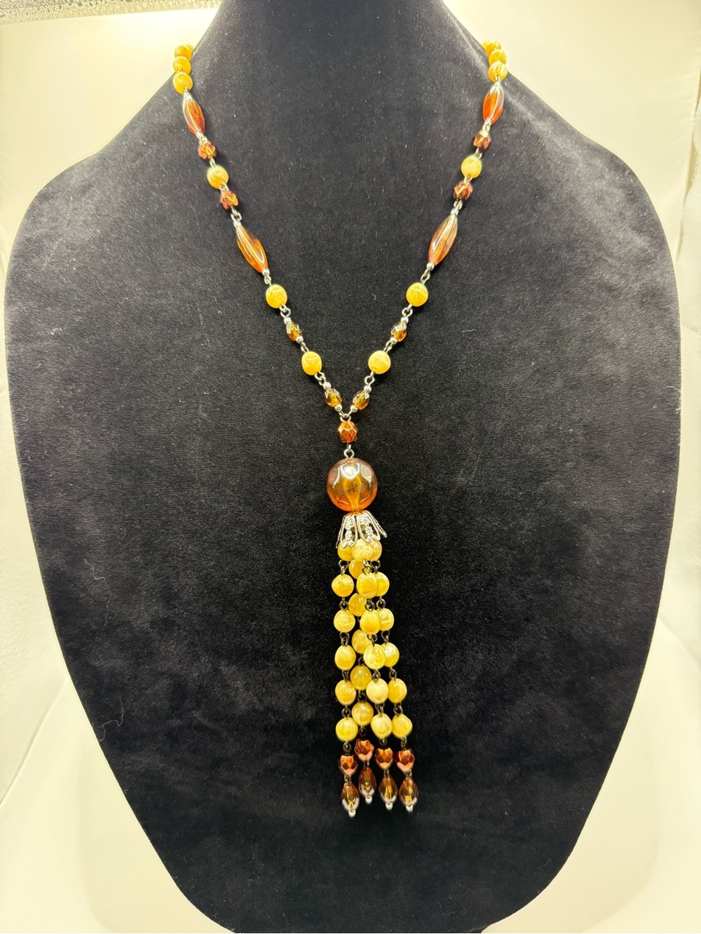 Vintage BOHO AVON Tassel Necklace w/ Beautiful Fall Colored Beads Lariat Fringe